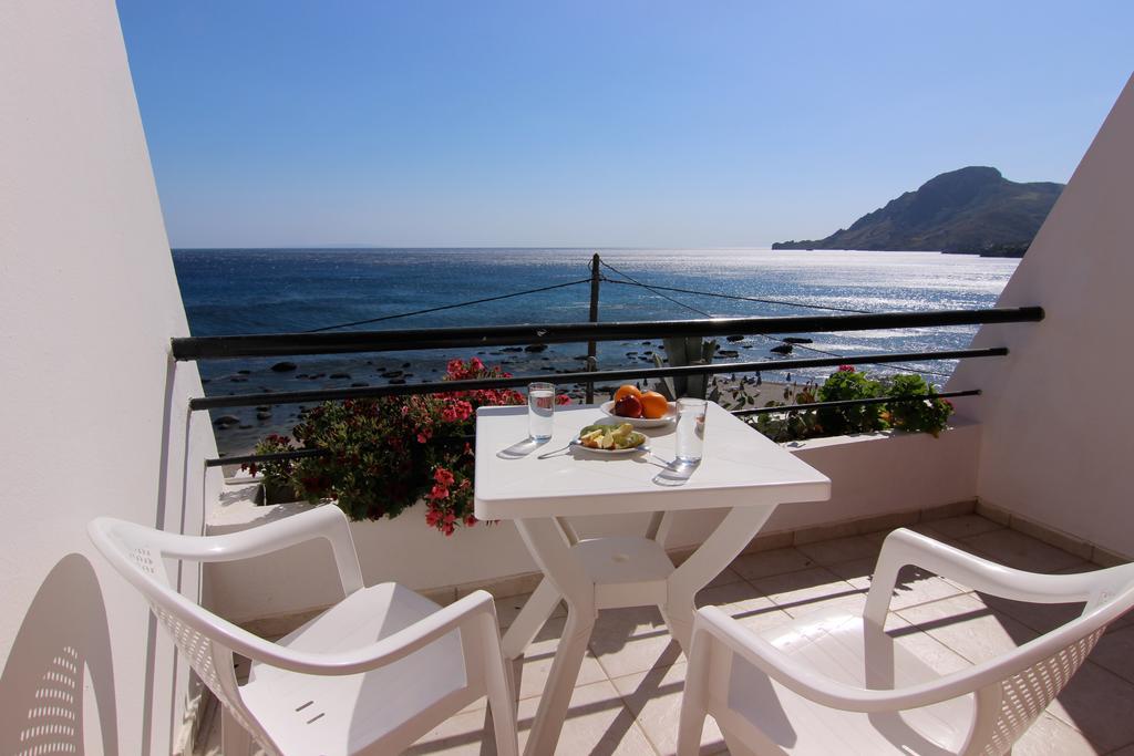 פלאקיאס Creta Mare Hotel מראה חיצוני תמונה