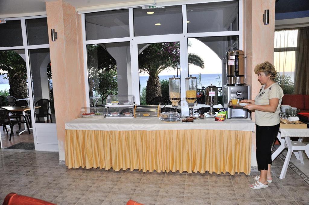 פלאקיאס Creta Mare Hotel מראה חיצוני תמונה